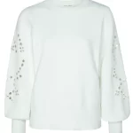 Chandail avec détail style broderie